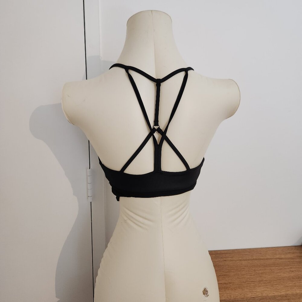 ALO Yoga string web sports top size small